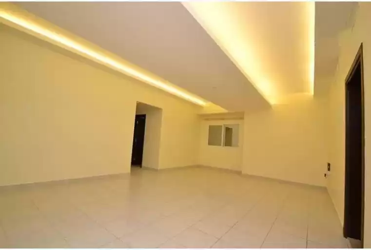 Wohn Klaar eigendom 3 Schlafzimmer S/F Wohnung  zu vermieten in Al Sadd , Doha #12228 - 1  image 